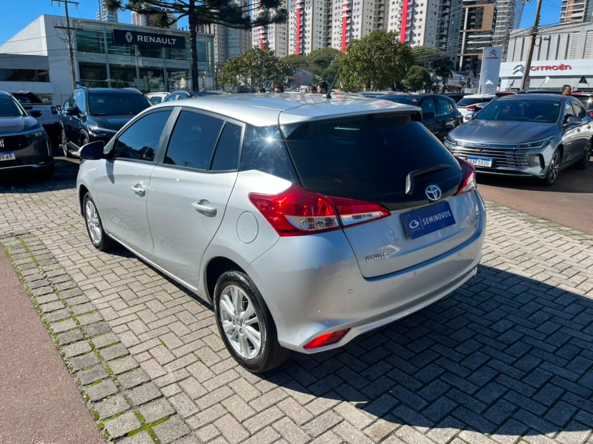 toyota yaris 1.3 16v flex xl multidrive 4p automatico 20194