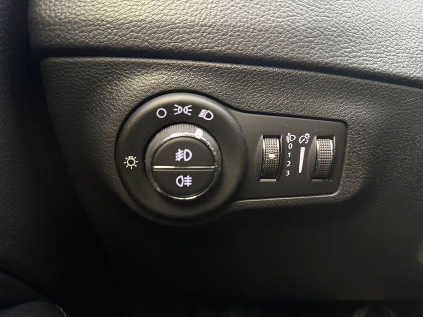 jeep compass 2.0 16v diesel longitude 4x4 automatico flex 4p 201818