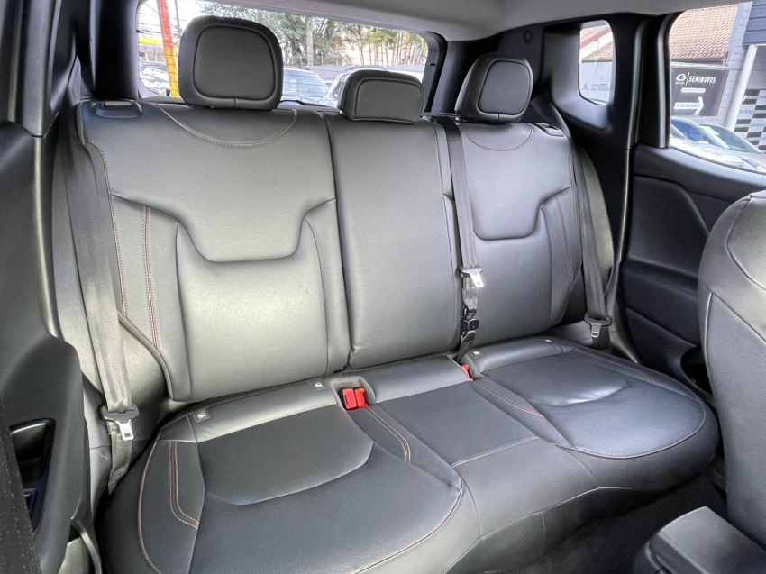 jeep renegade 1.3 t270 turbo flex trailhawk 4x4 at9 4p automatico 202219