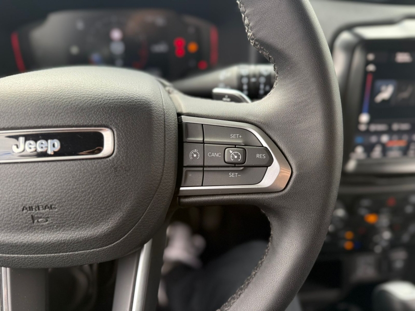 jeep renegade 1.3 t270 turbo flex night eagle at6 4p automatico 202514