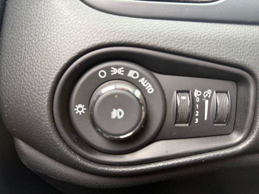 jeep renegade 1.3 t270 turbo flex night eagle at6 4p automatico 202511