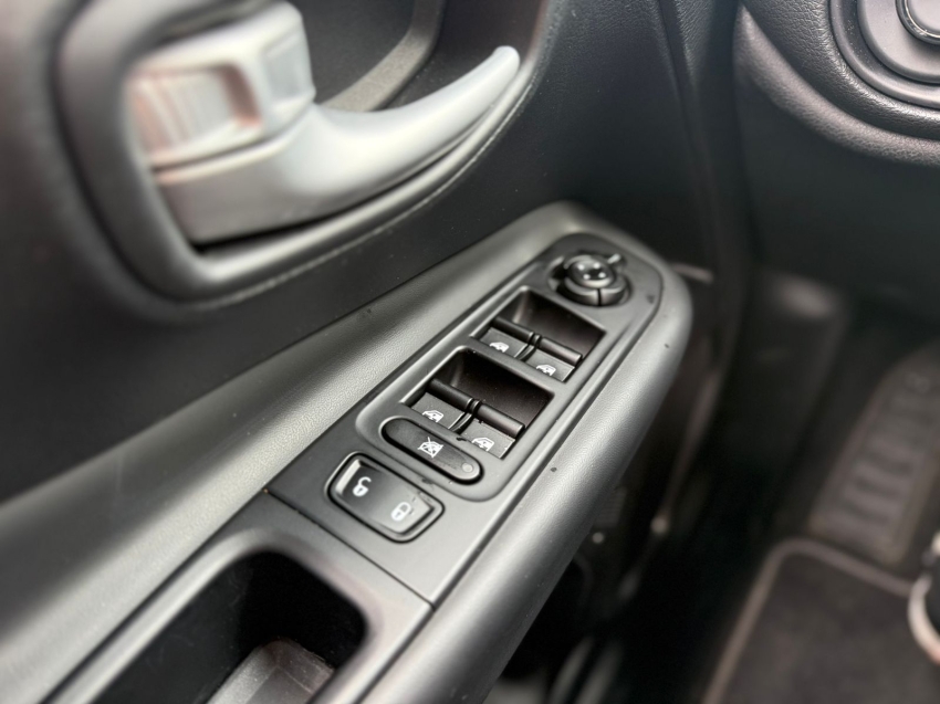 jeep renegade 1.3 t270 turbo flex night eagle at6 4p automatico 202512