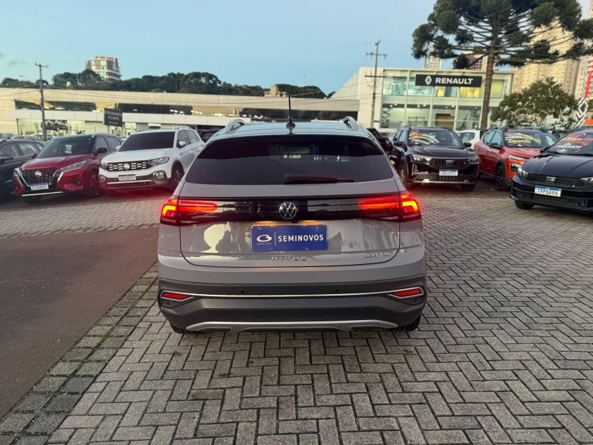 volkswagen nivus 1.0 200 tsi total flex highline automatico 4p 20214