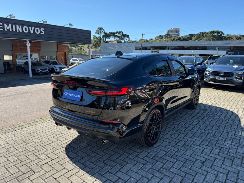 fiat fastback 1.3 turbo 270 flex abarth at6 4p automatico 20246