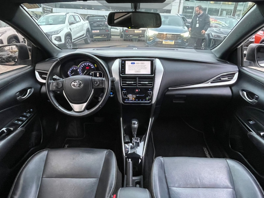 toyota yaris 1.5 16v flex xs multidrive 4p automatico 20198