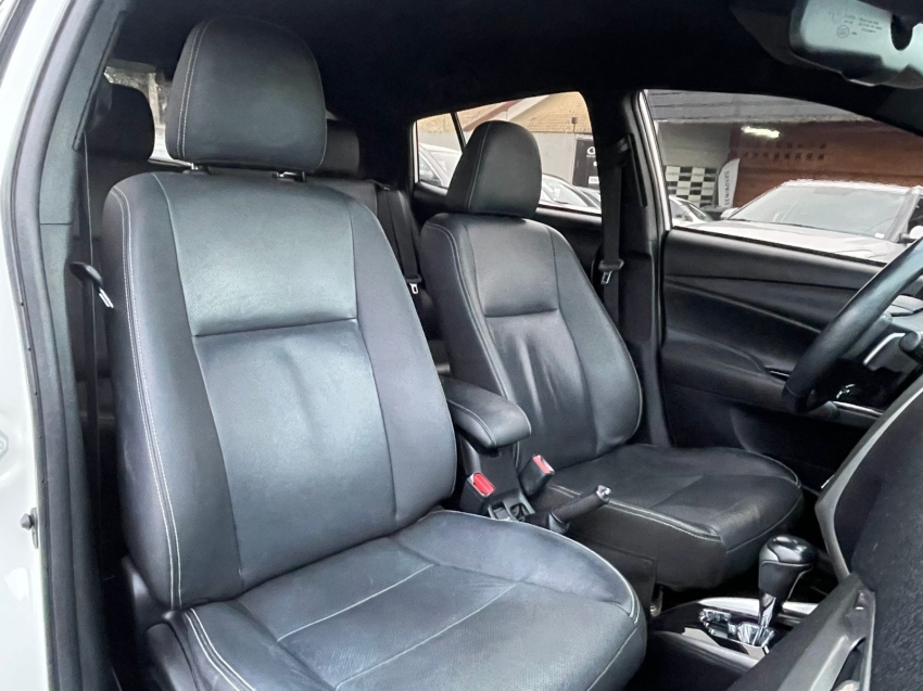 toyota yaris 1.5 16v flex xs multidrive 4p automatico 20199