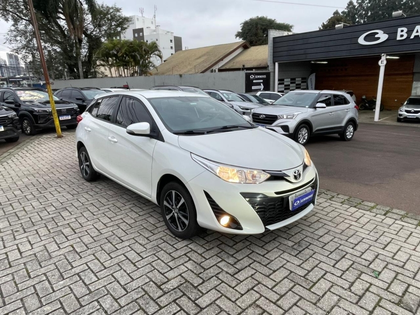 toyota yaris 1.5 16v flex xs multidrive 4p automatico 20190
