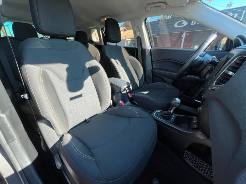 jeep compass 2.0 16v flex sport automatico 4p 202016