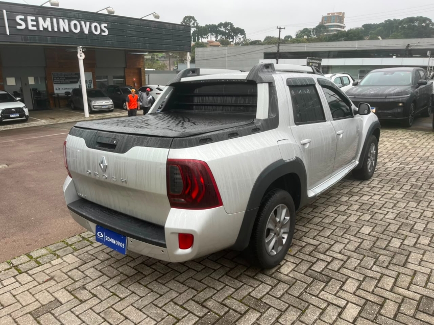 renault duster oroch 2.0 16v flex dynamique 4p automatico 20176