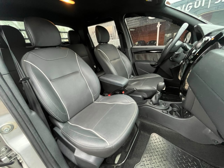 renault duster oroch 2.0 16v flex dynamique 4p automatico 201714