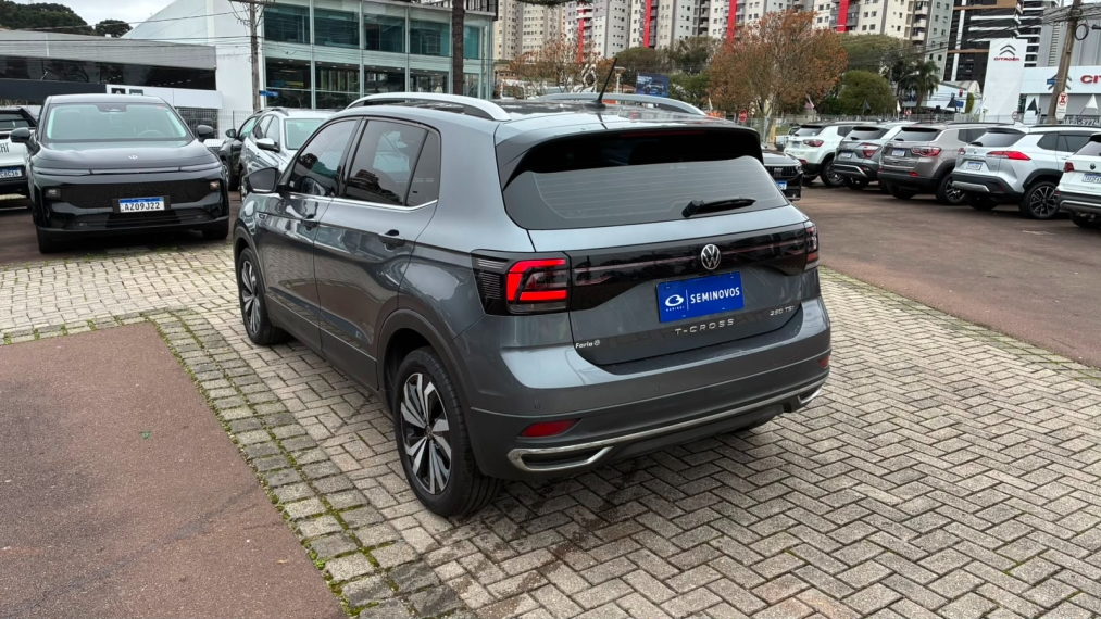 volkswagen t-cross 1.4 250 tsi total flex highline automatico 4p 20234