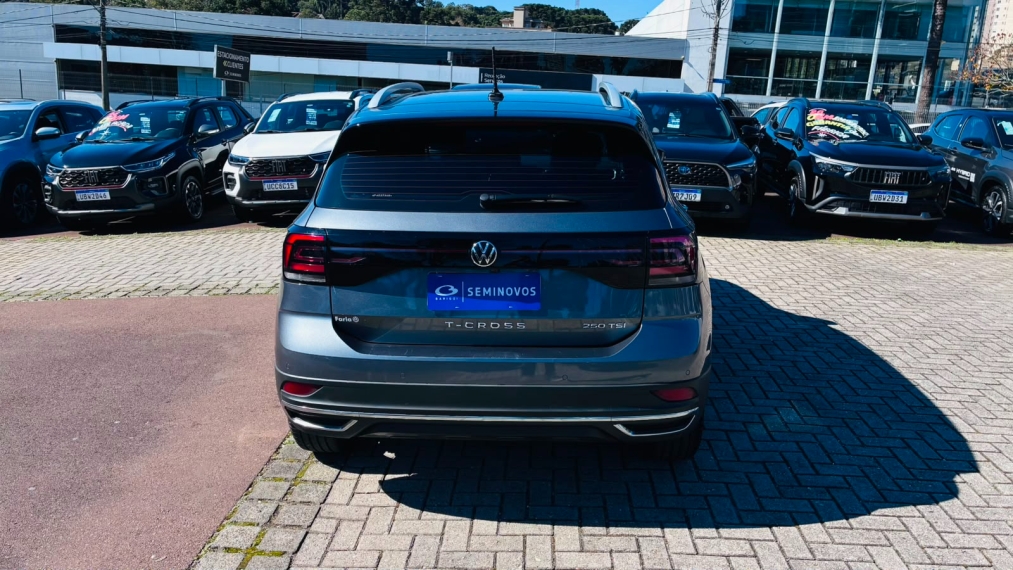 volkswagen t-cross 1.4 250 tsi total flex highline automatico 4p 20235
