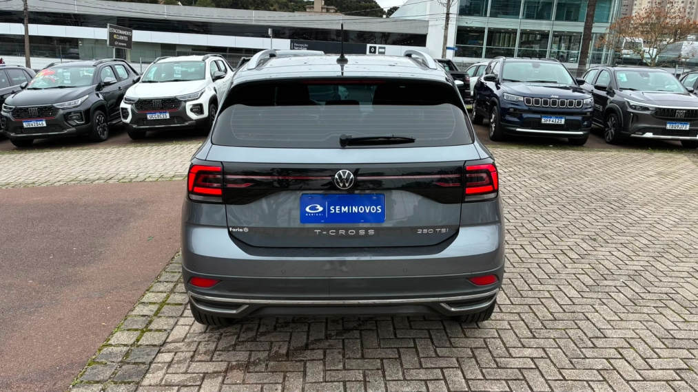 volkswagen t-cross 1.4 250 tsi total flex highline automatico 4p 20235