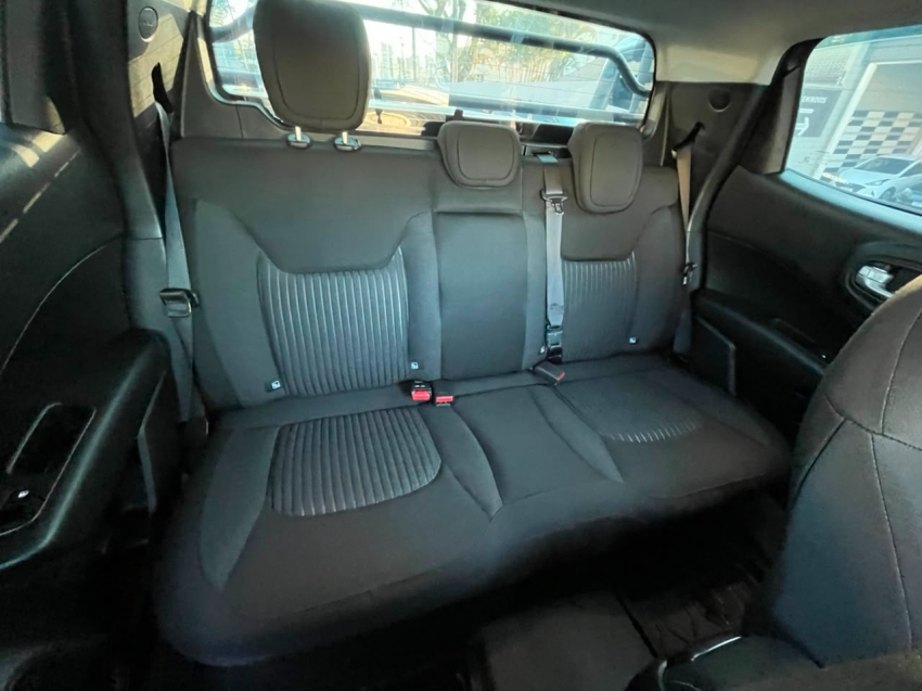 fiat toro 1.3 turbo 270 flex freedom at6 4p automatico 202618