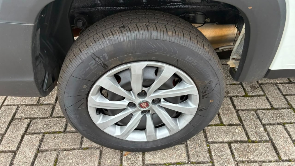 fiat strada 1.4 fire flex endurance cs manual 2p 202315