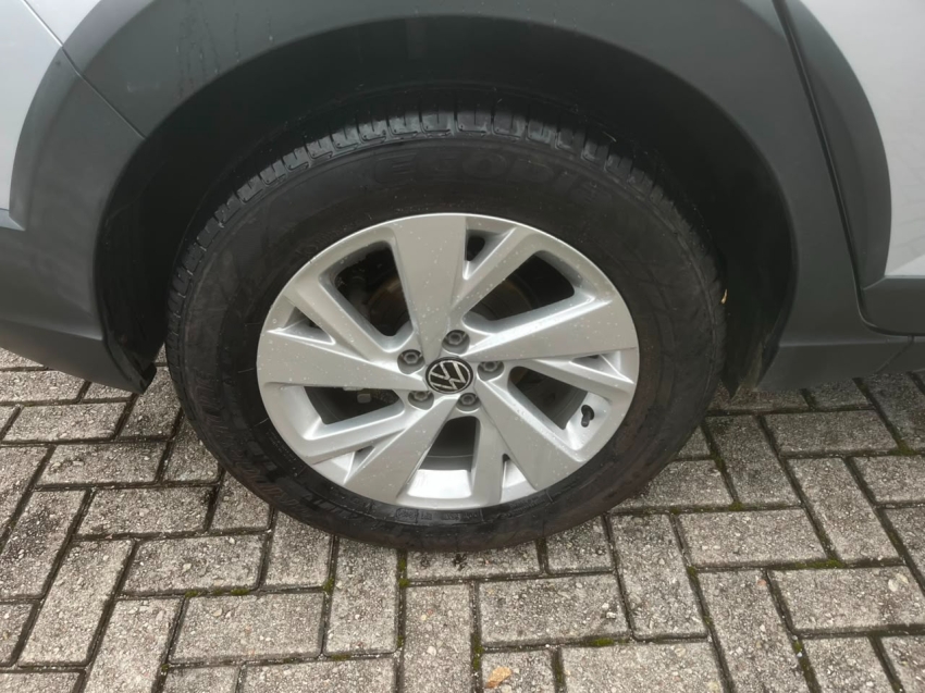 volkswagen nivus 1.0 200 tsi total flex comfortline automatico 4p 202118