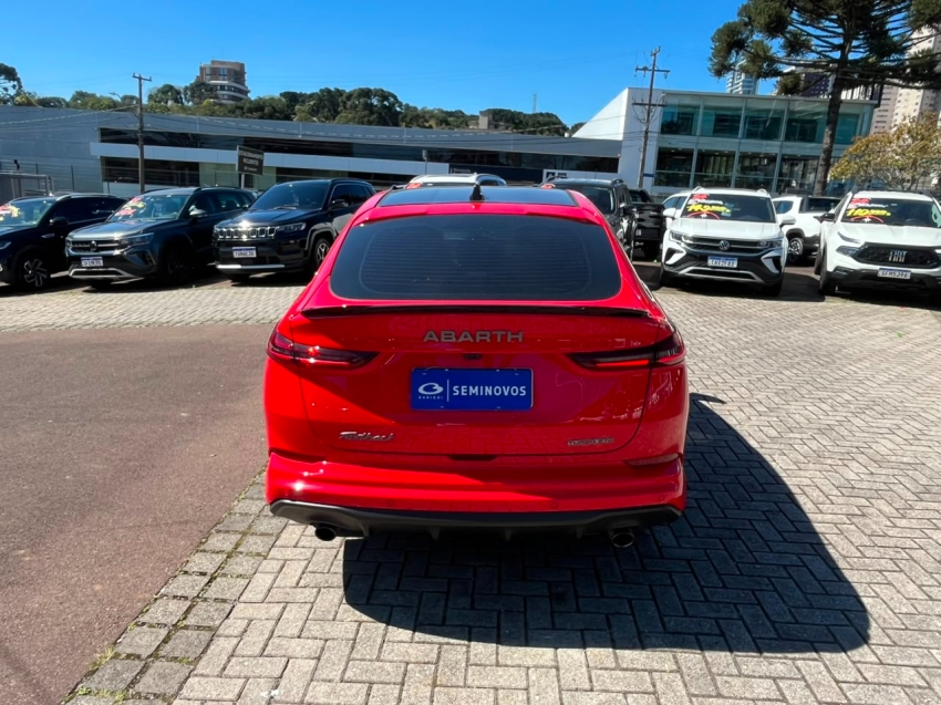 fiat fastback 1.3 turbo 270 flex abarth at6 4p automatico 20255