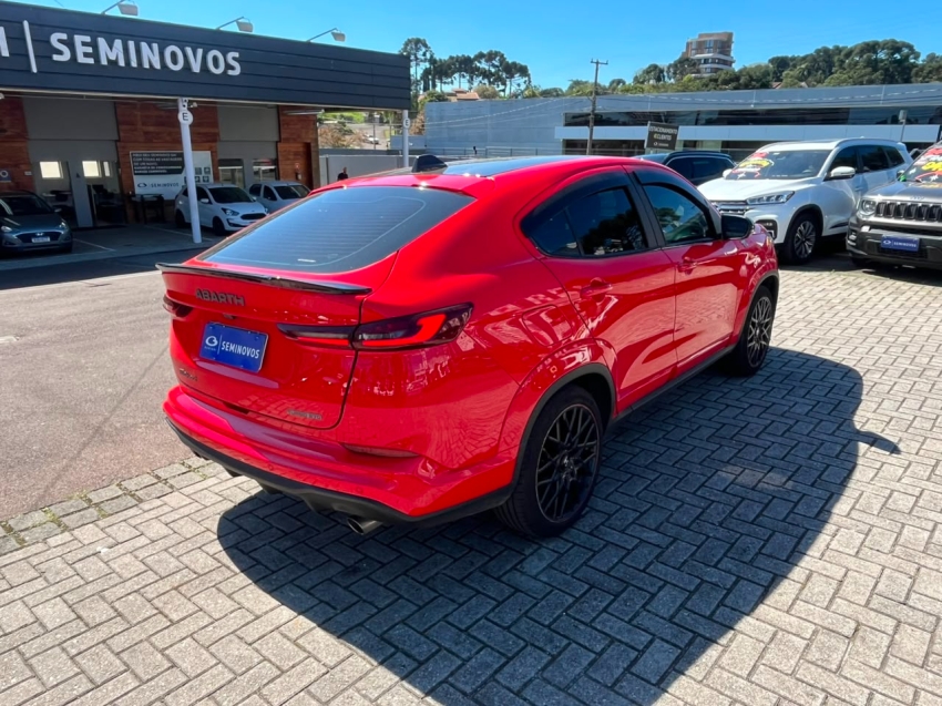 fiat fastback 1.3 turbo 270 flex abarth at6 4p automatico 20256