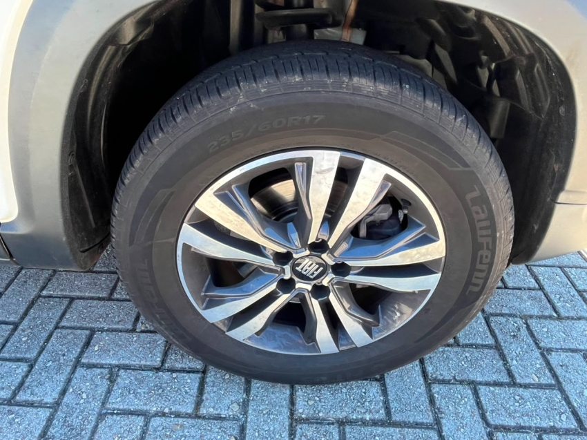 fiat toro 1.3 turbo 270 flex freedom at6 4p automatico 202419
