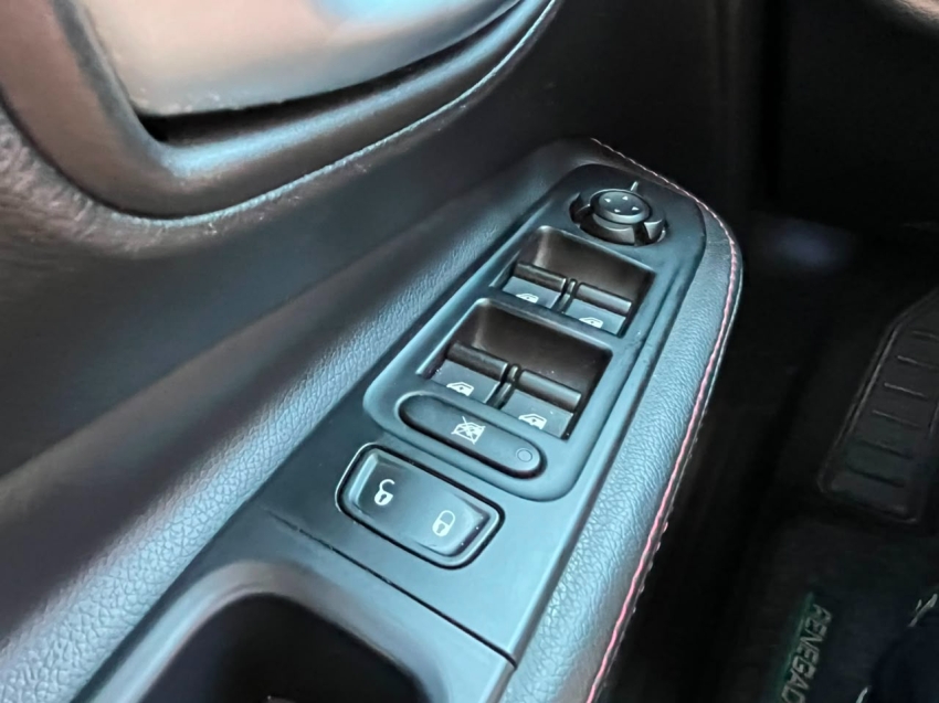 jeep renegade 1.8 16v flex 4p automatico 201917