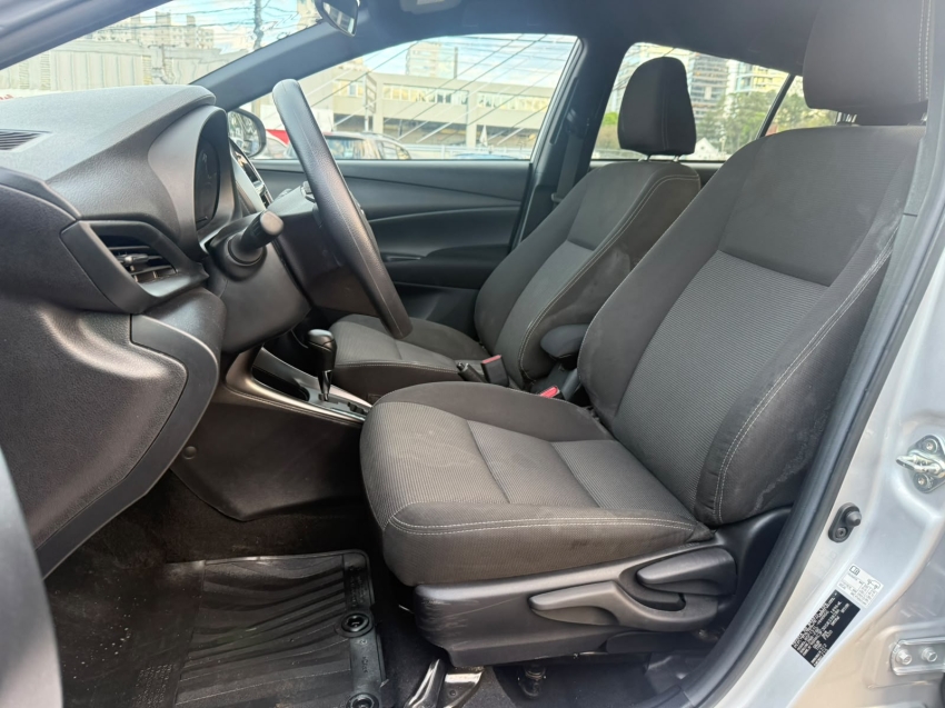 toyota yaris 1.5 16v flex xl multidrive 3p automatico 202515