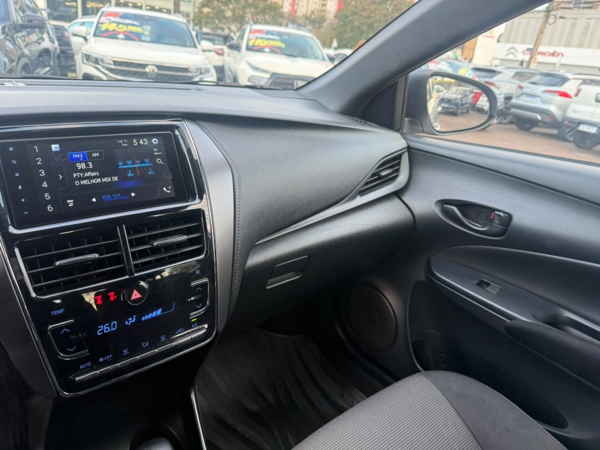 toyota yaris 1.5 16v flex xl multidrive 3p automatico 202513