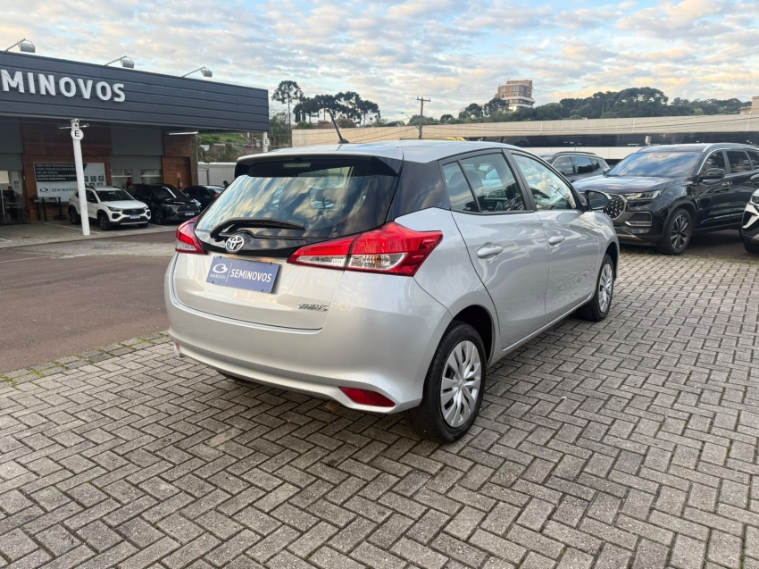toyota yaris 1.5 16v flex xl multidrive 3p automatico 20256