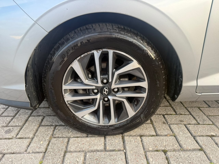 hyundai hb20s 1.0 12v flex limited manual 4p 202317