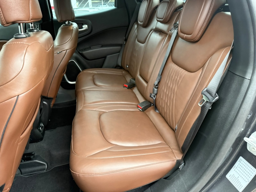 fiat toro 2.0 16v turbo diesel ranch 4wd at9 4p automatico 202317