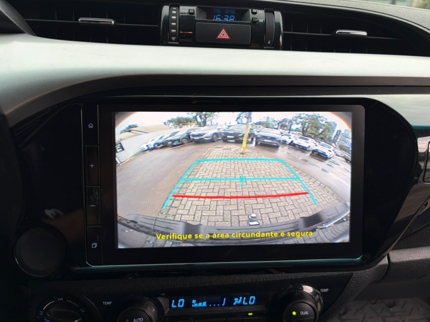 toyota hilux 2.8 d-4d turbo diesel cd sr 4x4 automatico 4p 202515