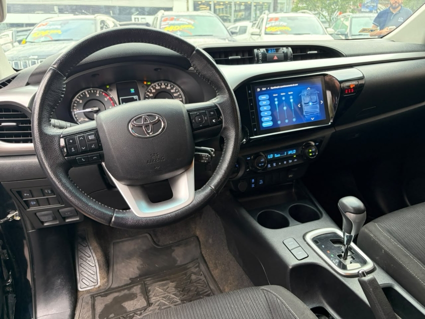 toyota hilux 2.8 d-4d turbo diesel cd sr 4x4 automatico 4p 202510