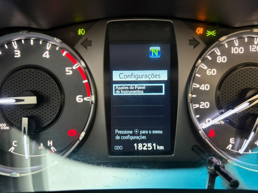 toyota hilux 2.8 d-4d turbo diesel cd sr 4x4 automatico 4p 202513