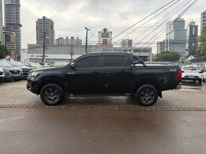 toyota hilux 2.8 d-4d turbo diesel cd sr 4x4 automatico 4p 20253