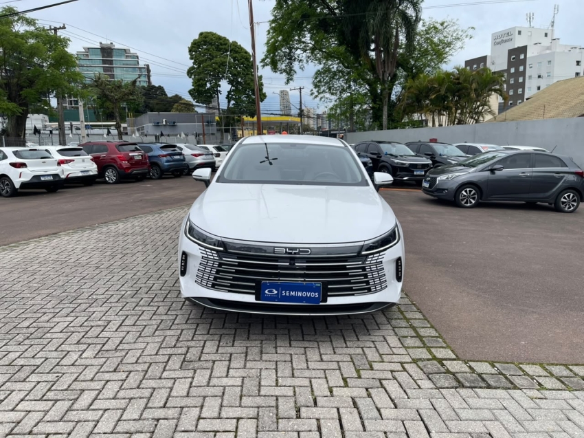 byd king 1.5 dm-i phev gs automatico 2.8 hibrido 4p 20251