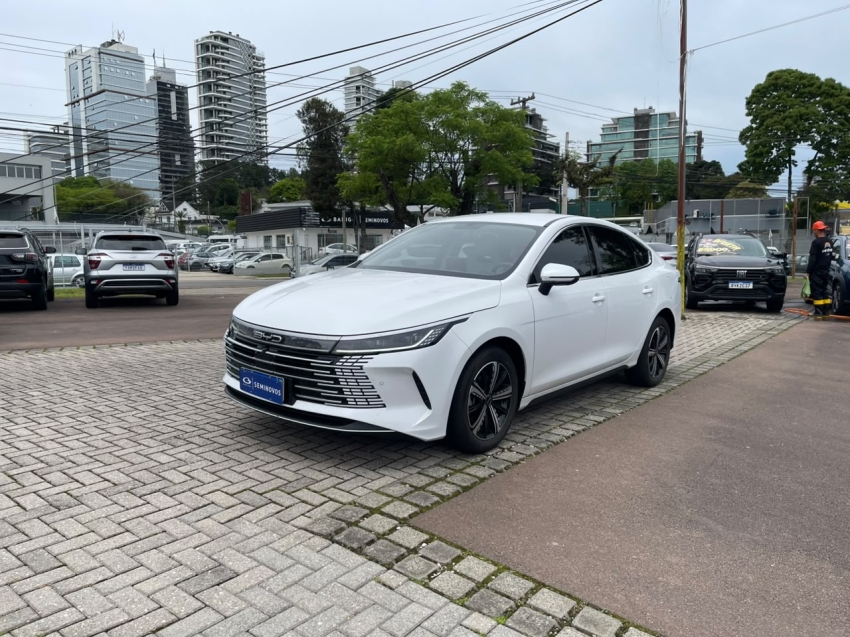 byd king 1.5 dm-i phev gs automatico 2.8 hibrido 4p 20252