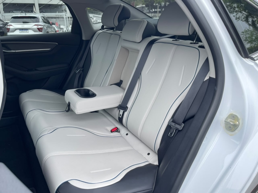 byd king 1.5 dm-i phev gs automatico 2.8 hibrido 4p 202522