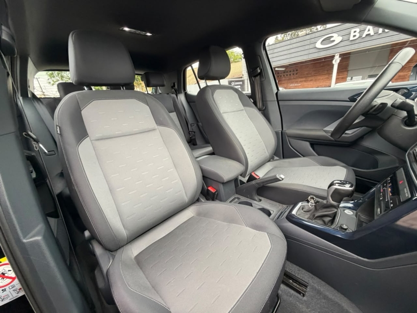 volkswagen t-cross 1.0 200 tsi total flex comfortline automatico 4p 202416