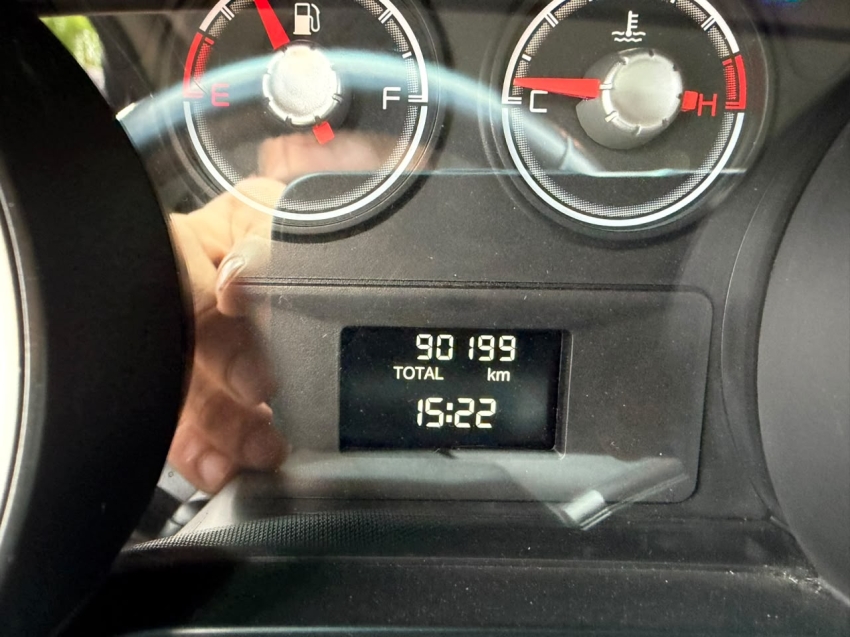 fiat punto 1.4 attractive 8v flex 4p manual 201611