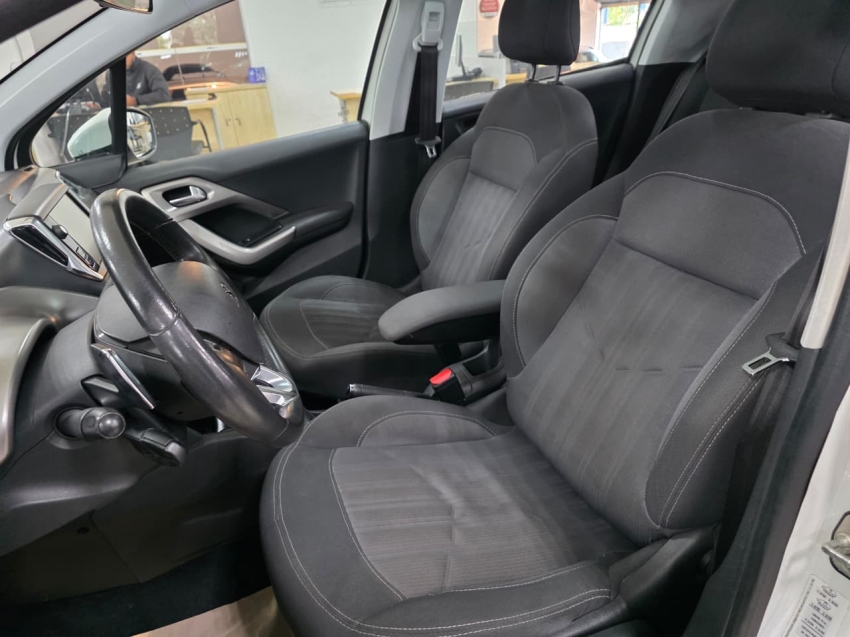 peugeot 208 1.6 griffe 16v flex 4p automatico manual 201714