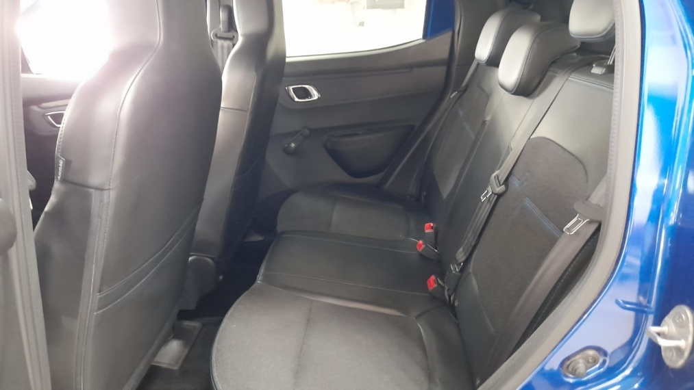 renault kwid 1.0 12v sce flex intense manual 2023