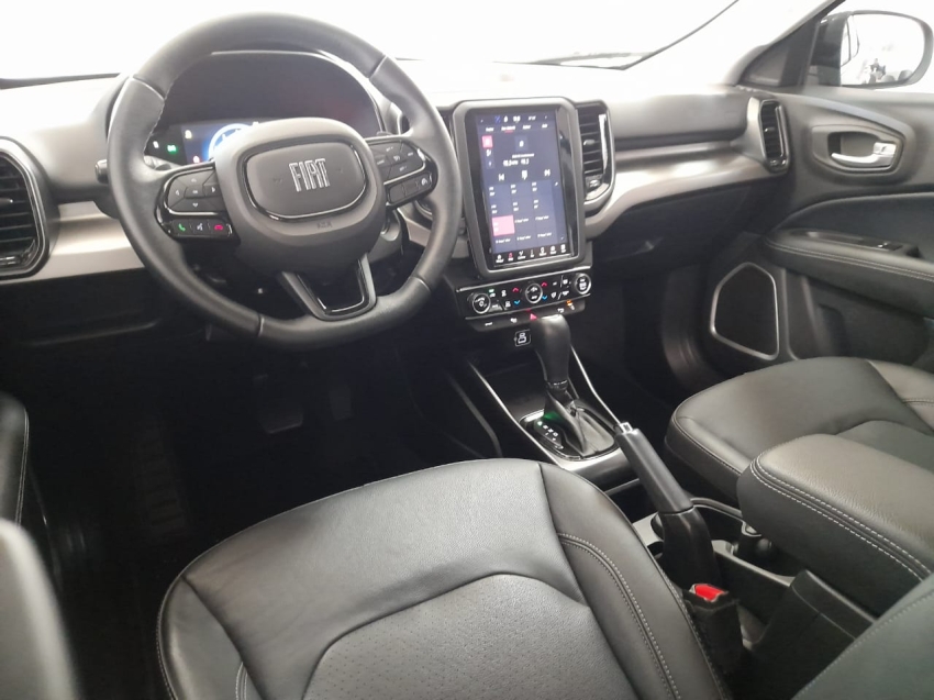 fiat toro 1.3 turbo 270 flex volcano at6 4p automatico 2024