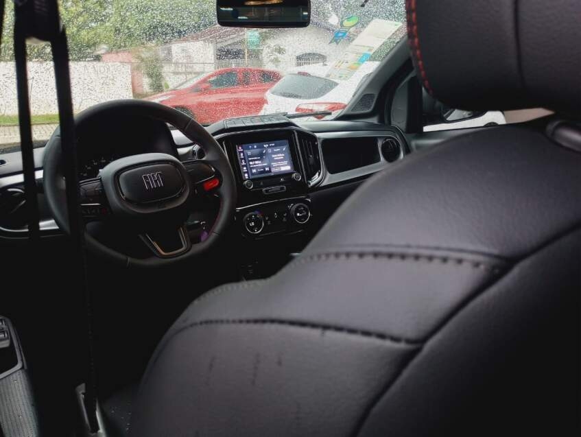 fiat strada 1.0 turbo 200 flex ultra cd cvt 2024