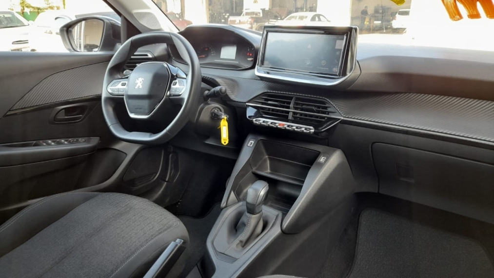 peugeot 208 1.6 16v flex active at6 2024