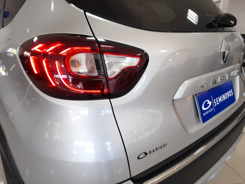 renault captur 1.3 tce flex iconic x-tronic 4p automatico 2023