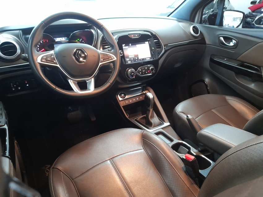 renault captur 1.3 tce flex iconic x-tronic 4p automatico 2023