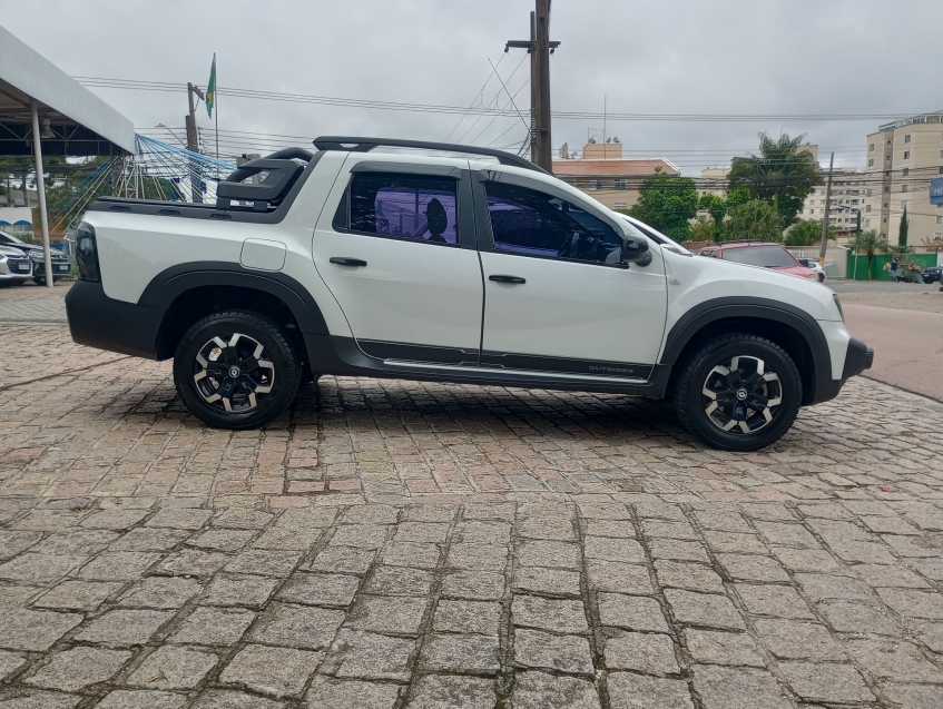 renault oroch 1.3 tce flex outsider x-tronic 2023