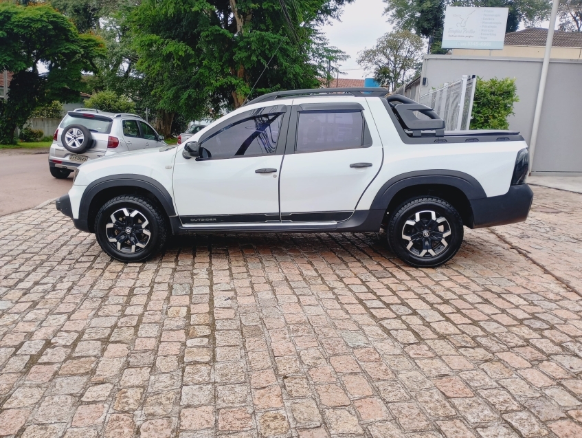 renault oroch 1.3 tce flex outsider x-tronic 2023