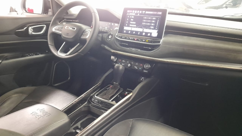 jeep commander 1.3 t270 turbo flex limited at6 2023