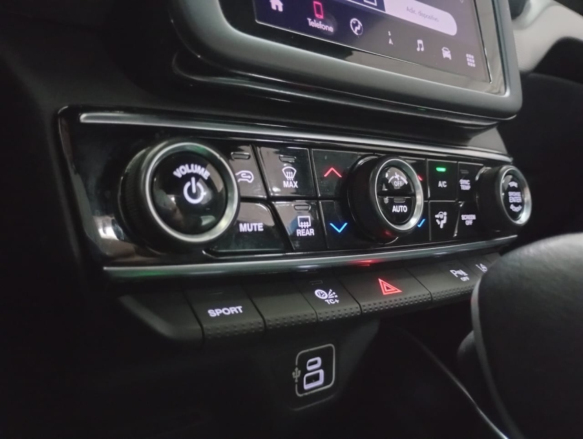 fiat toro 1.3 turbo 270 flex volcano at6 2023
