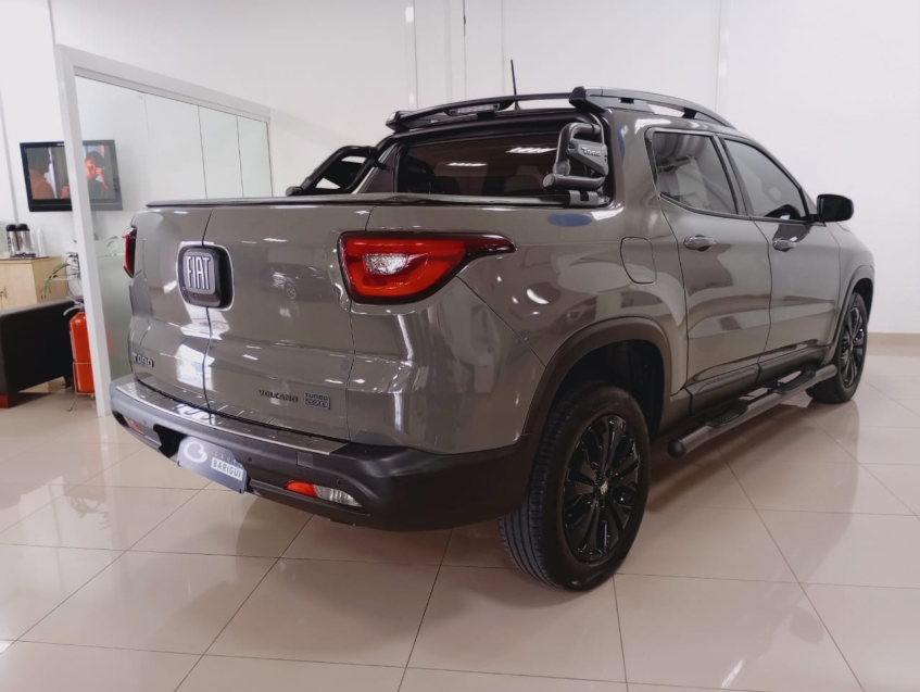 fiat toro 1.3 turbo 270 flex volcano at6 2023
